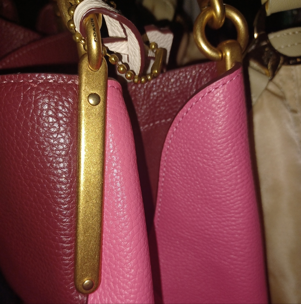 Coach Dalton 31 Shoulder Bag - Picture 10 of 11